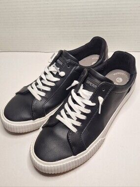 Sperry Bermuda Black Leather Slip On Sneakers Memory Foam Womens Size 7 EUC